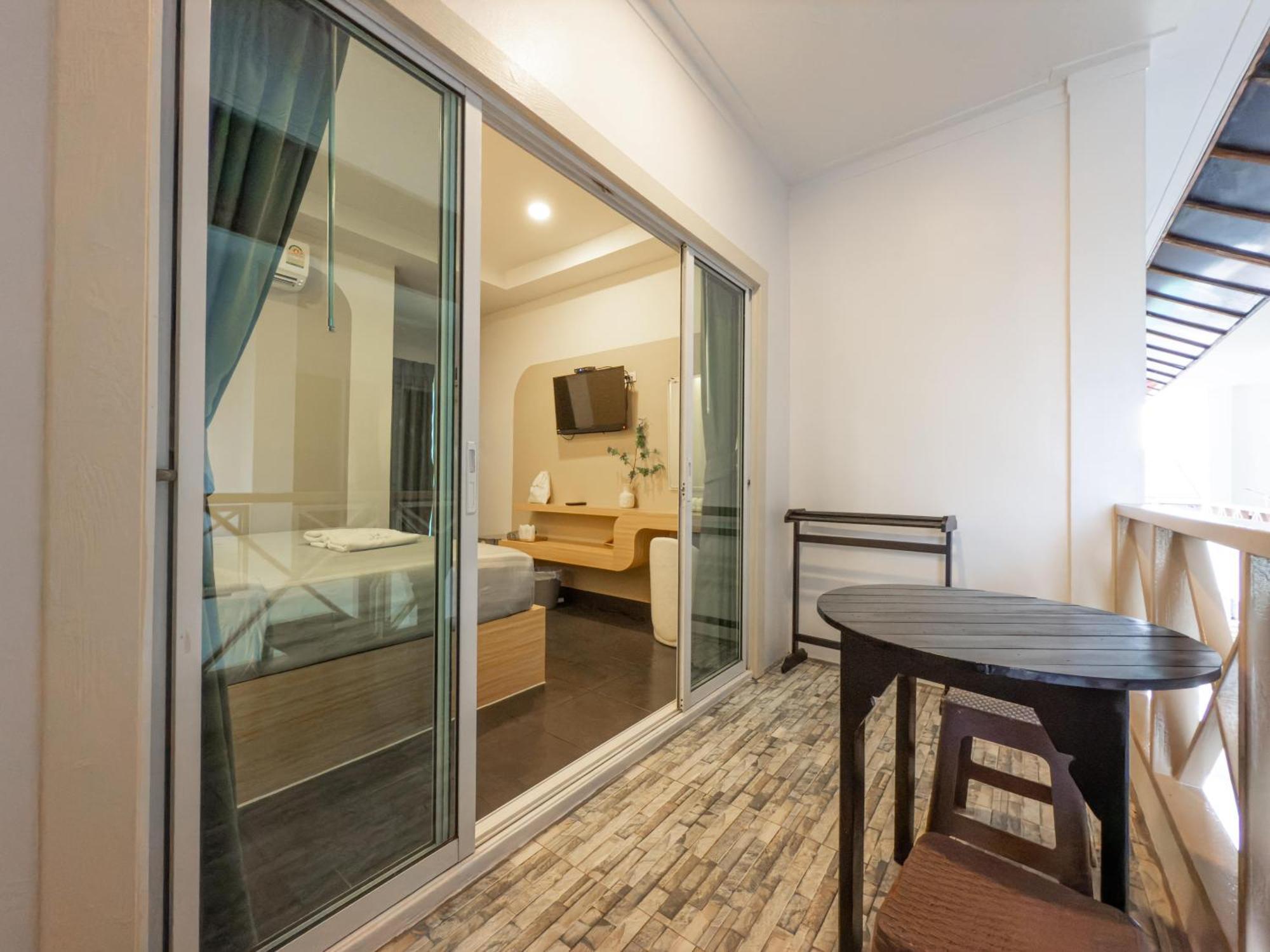 Hotel The Seathru Koh Larn Pattaya Exteriér fotografie